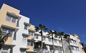 Avalon Hotel